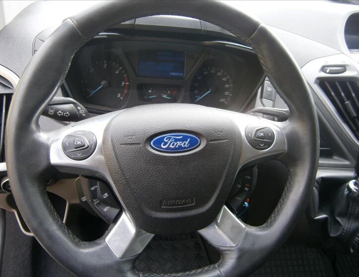 Ford Tourneo Custom Kombi 2,2 l 114 kw