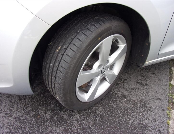 Škoda Rapid Sedan 1,6 l 77 kw