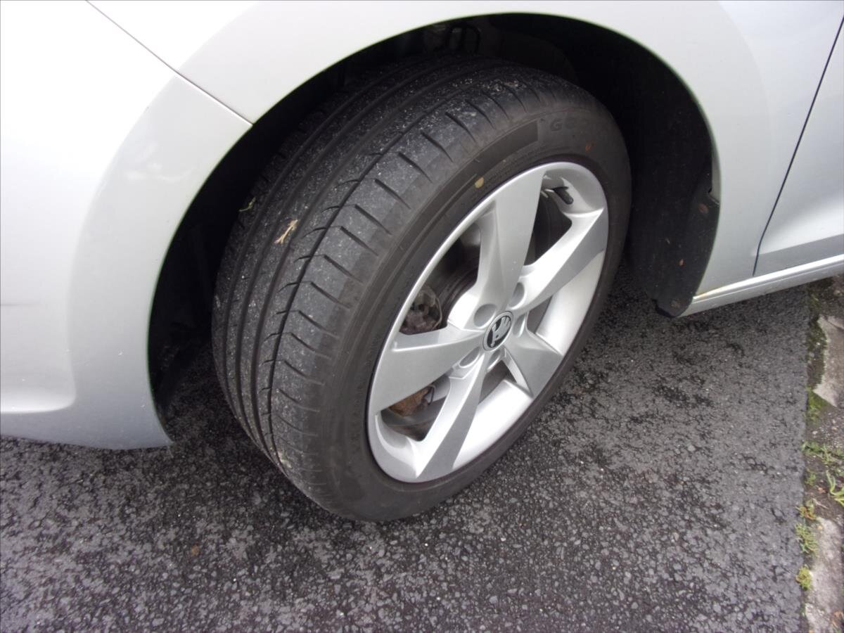 Škoda Rapid Sedan 1,6 l 77 kw