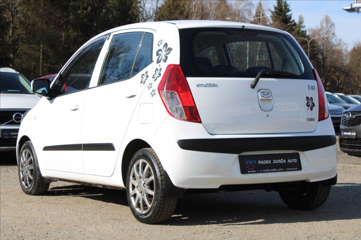 Hyundai i10 Hatchback 1,1 l 57 kw