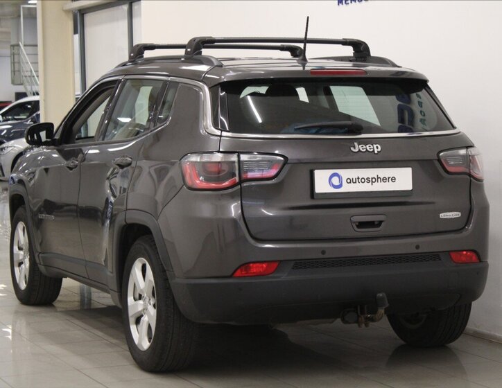 Jeep Compass SUV / Terénní 1,6 l 88 kw