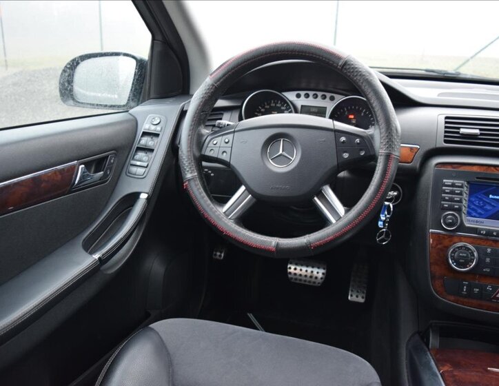 Mercedes-Benz Třídy R Kombi 3,0 l 140 kw