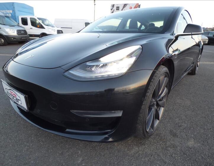 Tesla Model 3 53