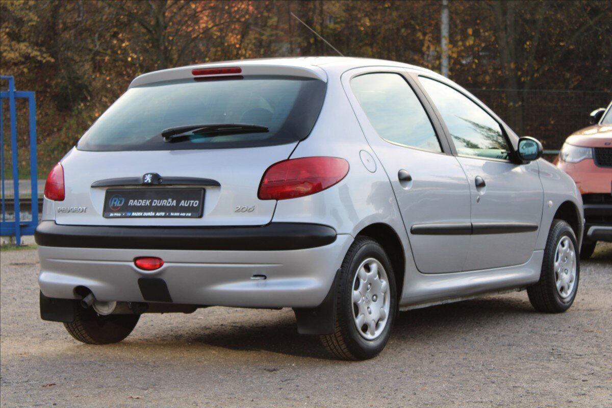 Peugeot 206