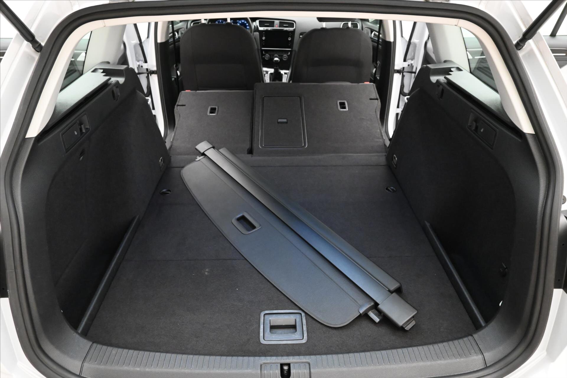 Volkswagen Golf Kombi 1,6 l 85 kw