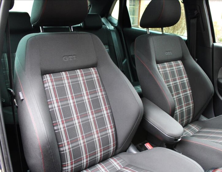 Volkswagen Polo Hatchback 1,4 l 132 kw