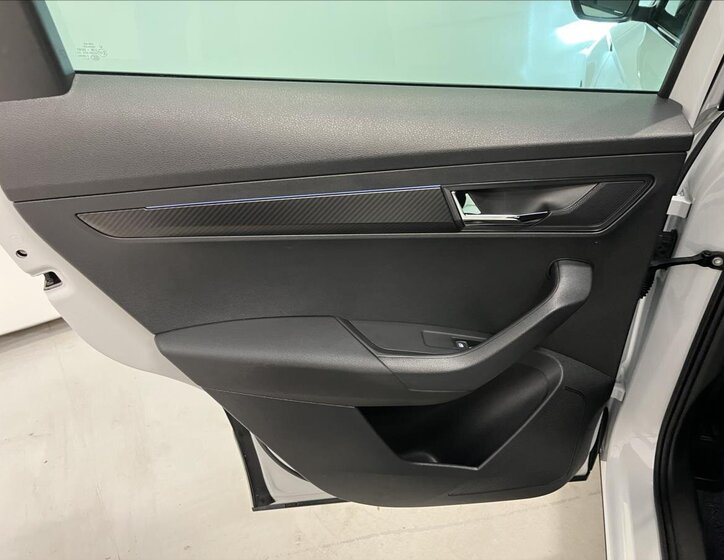 Škoda Karoq SUV 1,5 l 110 kw