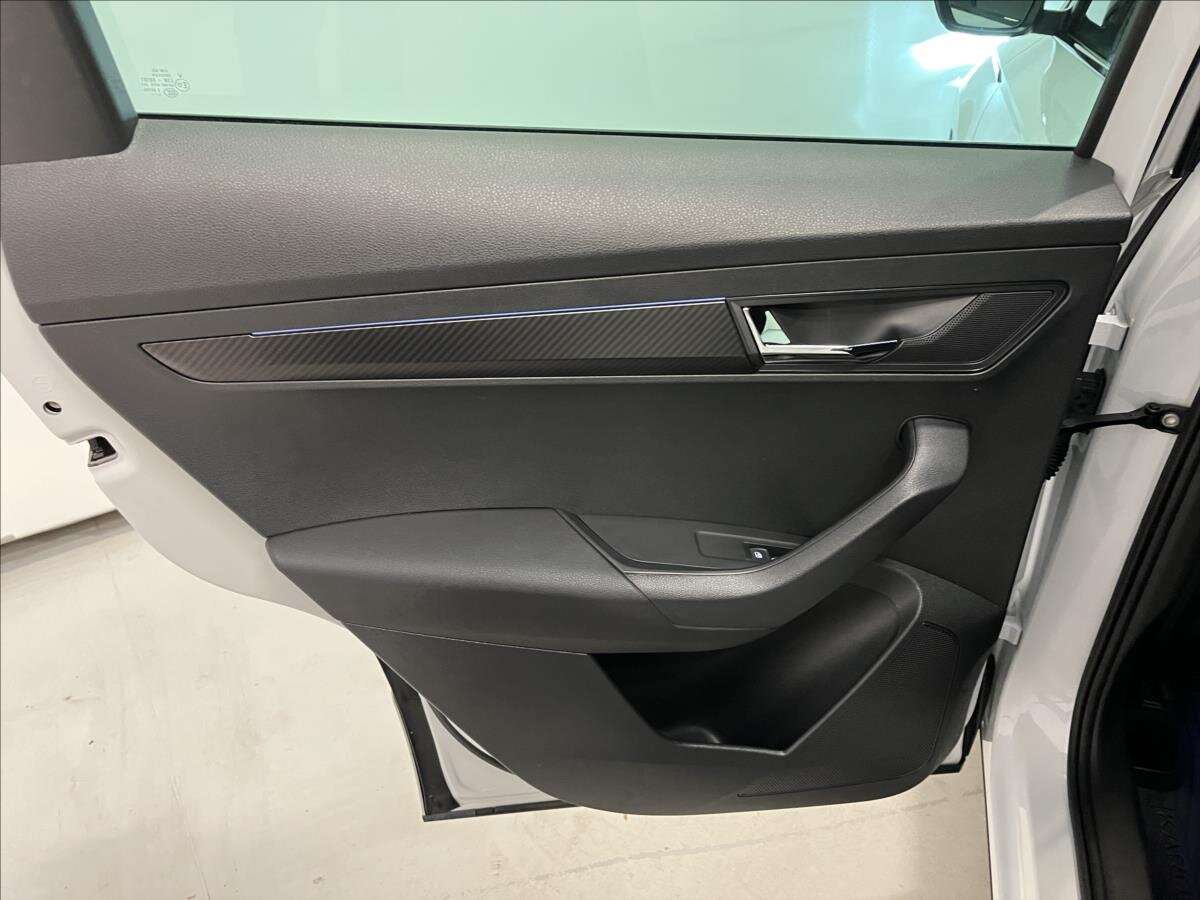 Škoda Karoq SUV 1,5 l 110 kw