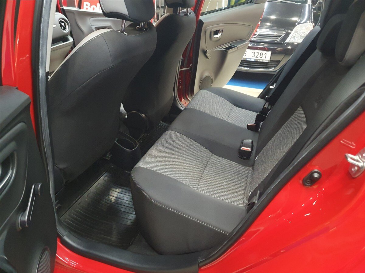 Toyota Yaris Hatchback 1,5 l 82 kw