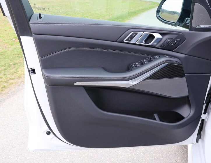 BMW X5 SUV / Terénní 3,0 l 259 kw