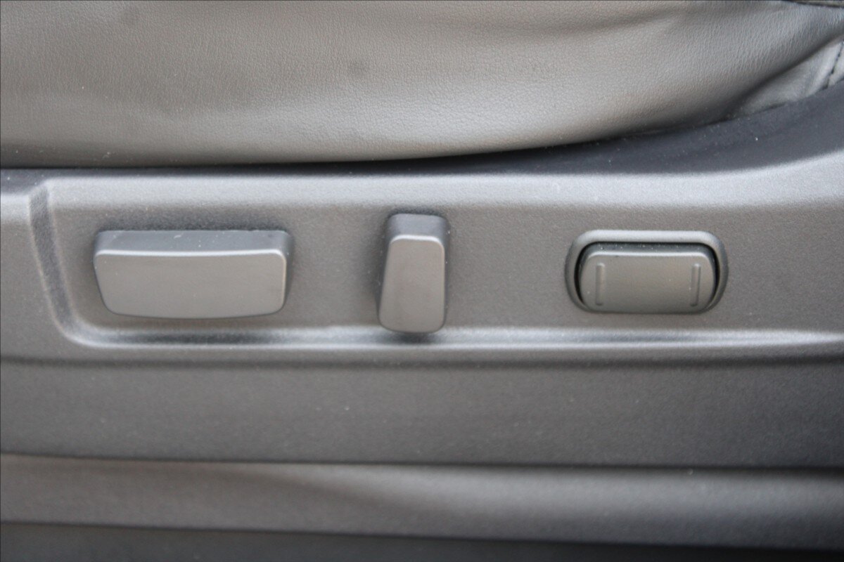 Mitsubishi Outlander SUV / Terénní 2,0 l 110 kw