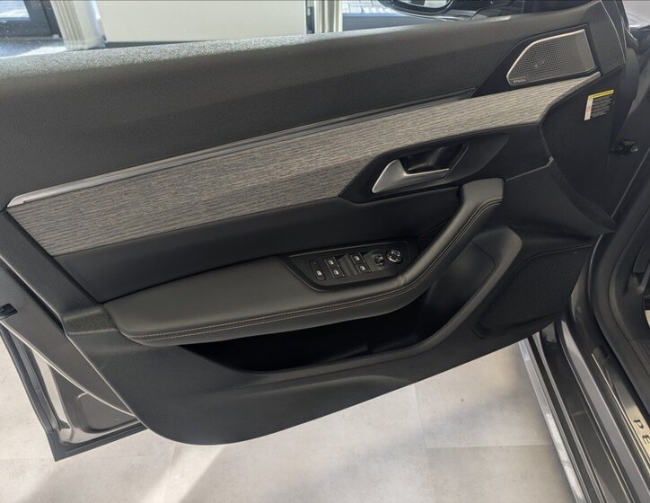 Peugeot 508 Kombi 2,0 l 130 kw