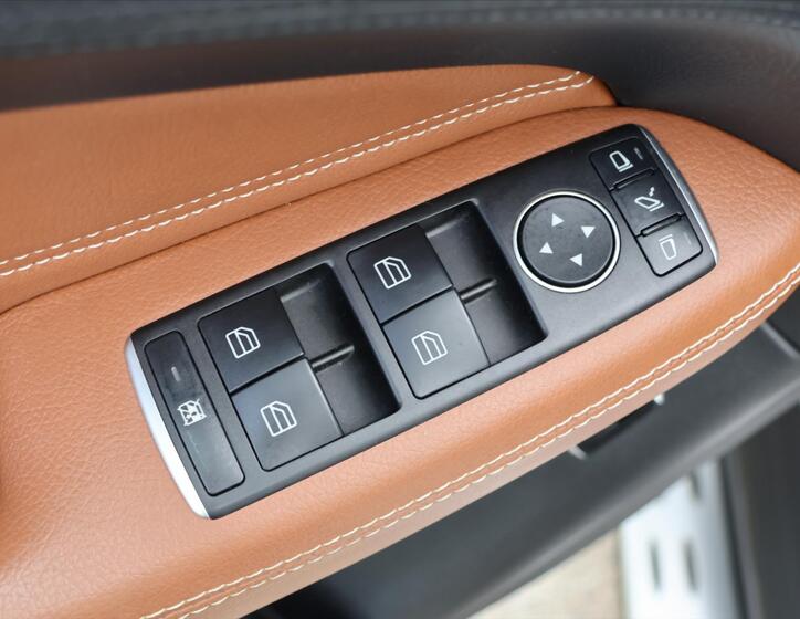 Mercedes-Benz GLS 21