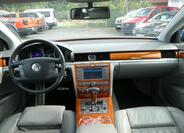 Volkswagen Phaeton 25