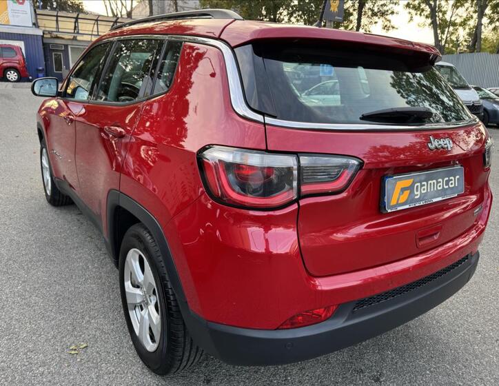 Jeep Compass 8