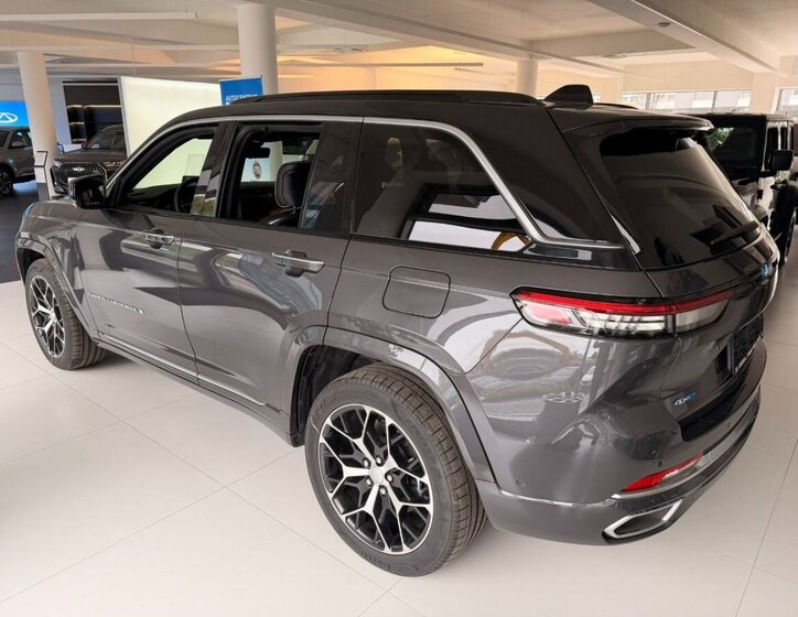 Jeep Grand Cherokee SUV / Terénní 2,0 l 280 kw