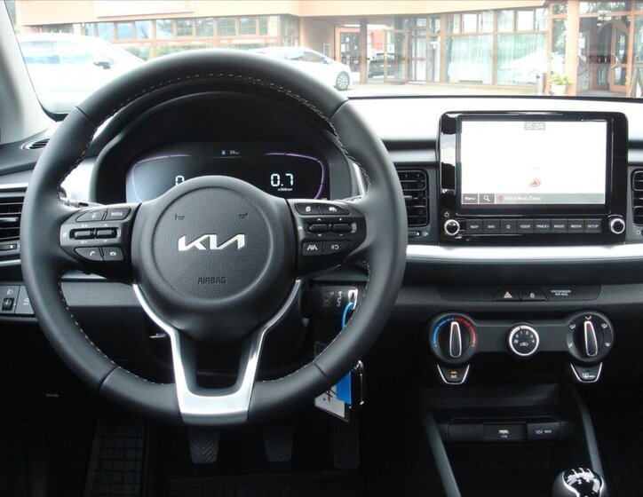 KIA Stonic SUV / Terénní 1,2 l 58 kw