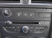 Renault Latitude Sedan / Limuzína 2,0 l 127 kw