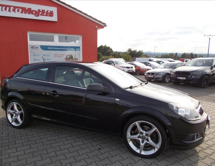 Opel Astra Kupé 1,6 l 132 kw