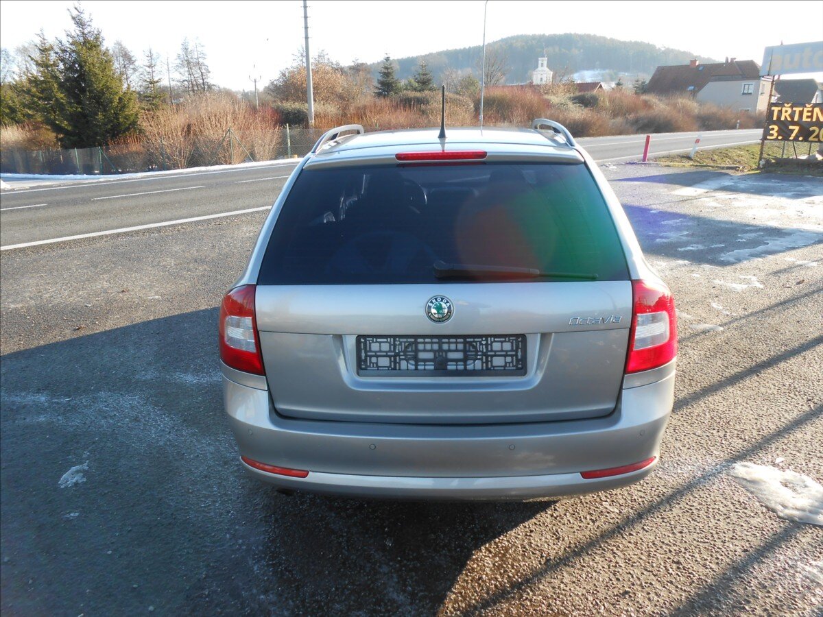 Škoda Octavia Kombi 1,6 l 77 kw