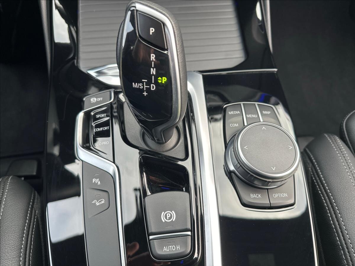 BMW X3 SUV 2,0 l 185 kw