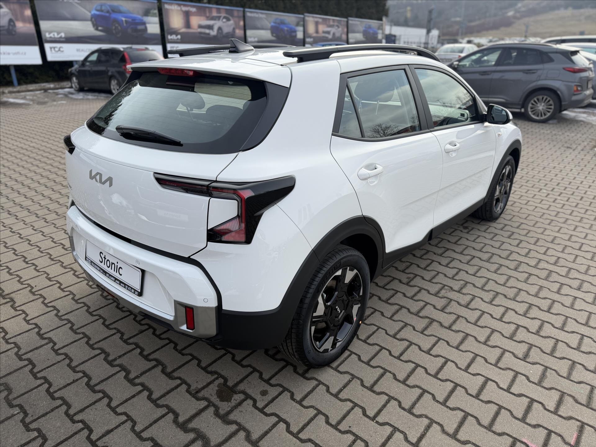 KIA Stonic CUV 998,0 74 kw