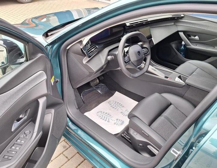 Peugeot 308 Kombi 1,5 l 96 kw