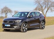 Volvo XC40 SUV / Terénní 2,0 l 140 kw