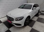 Mercedes-Benz Třídy E 1