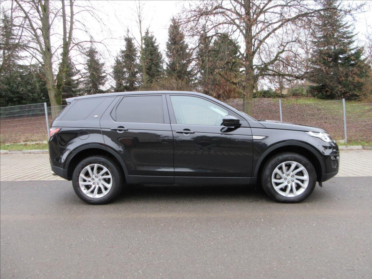 Land Rover Discovery Sport SUV 2,0 l 132 kw