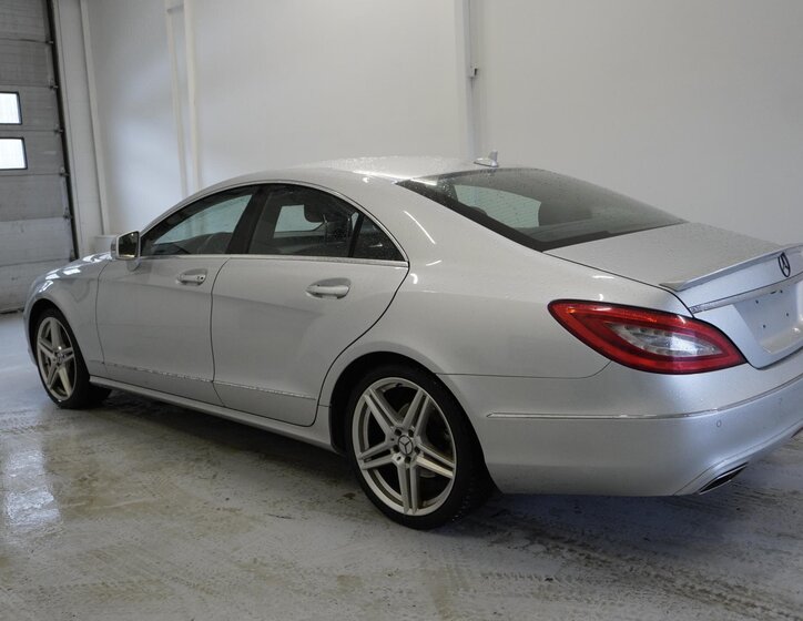 Mercedes-Benz CLS Sedan 3,5 l 225 kw