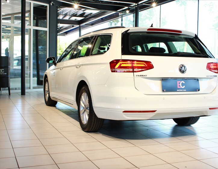 Volkswagen Passat 24