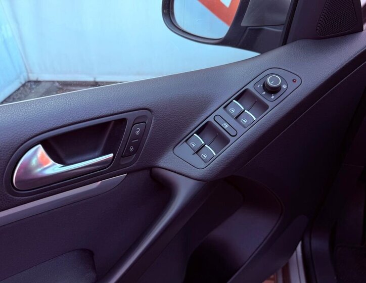 Volkswagen Tiguan SUV / Terénní 2,0 l 110 kw