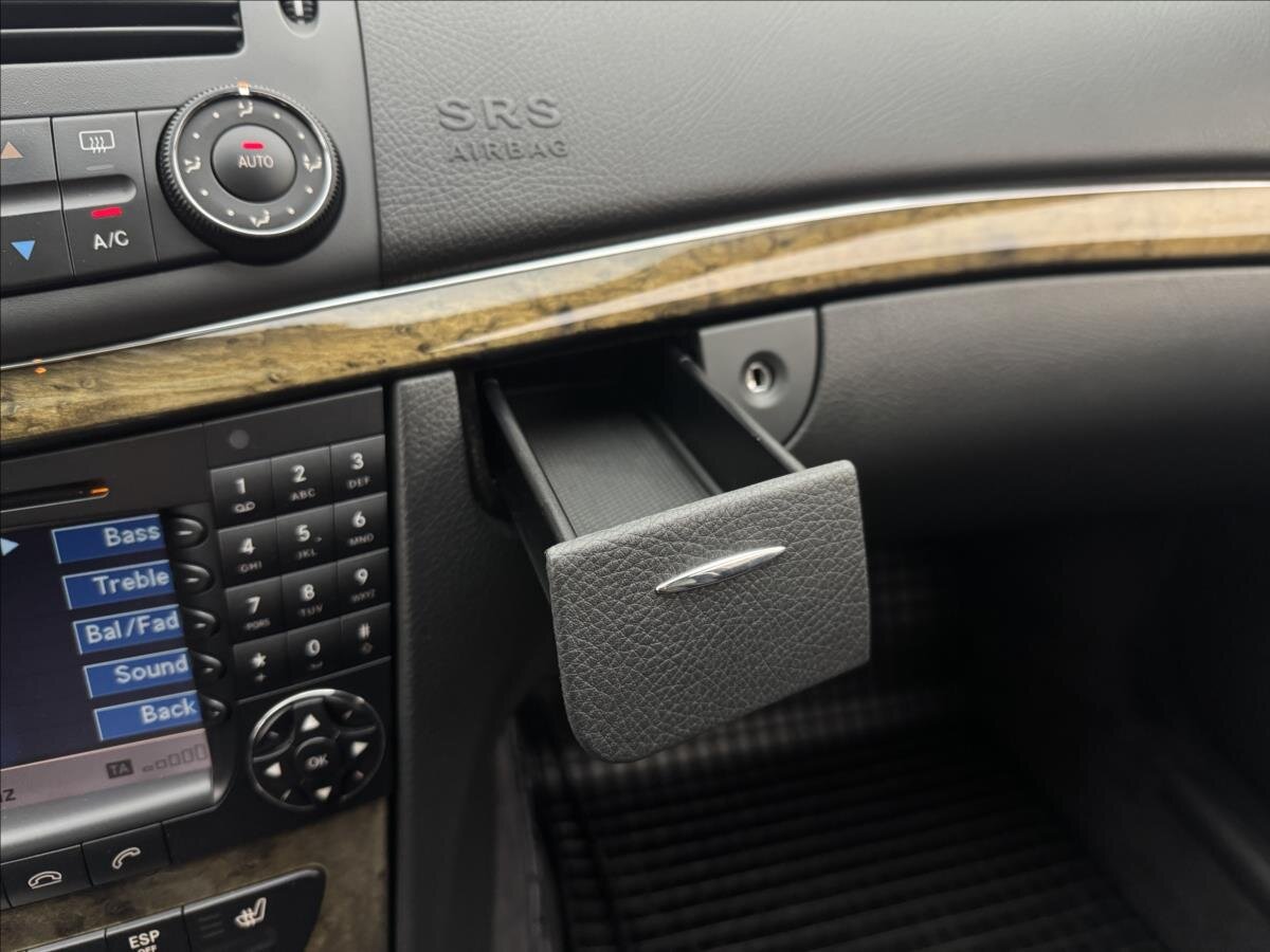 Mercedes-Benz Třídy E Kombi 3,0 l 170 kw