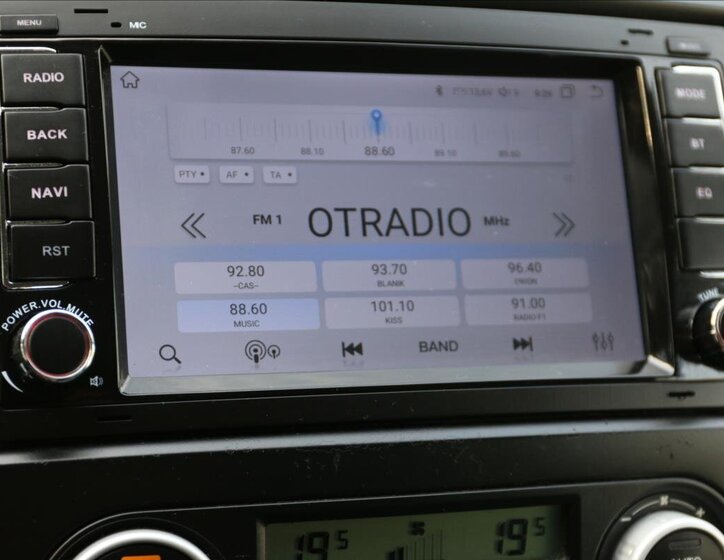 Volkswagen Multivan MPV 2,5 l 128 kw