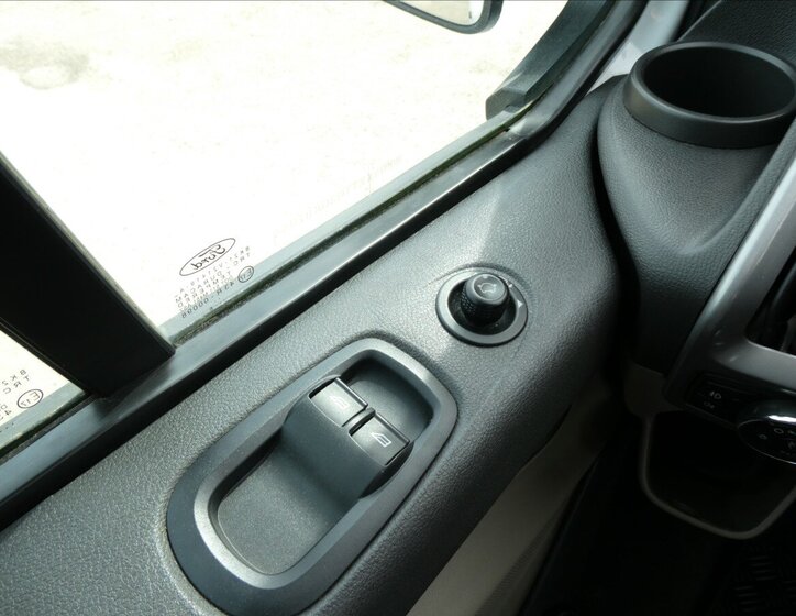 Ford Tourneo Custom Ostatní 2,0 l 96 kw