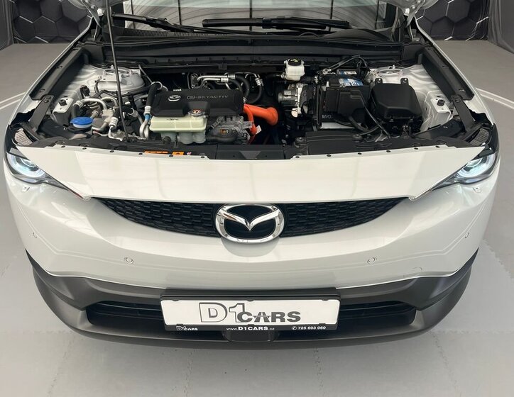 Mazda MX-30 SUV / Terénní 0,0 107 kw