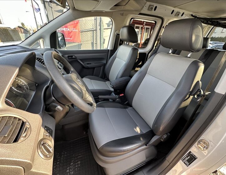 Volkswagen Caddy Kombi 1,6 l 75 kw