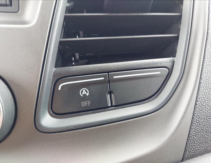 Ford Transit Custom Skříň 2,0 l 77 kw