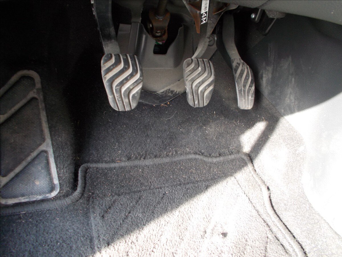 Nissan Qashqai SUV / Terénní 1,6 l 120 kw