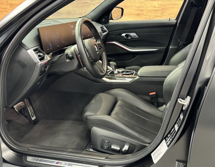 BMW M3 Sedan / Limuzína 3,0 l 375 kw