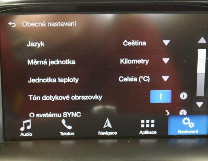 Ford Kuga SUV / Terénní 2,0 l 110 kw