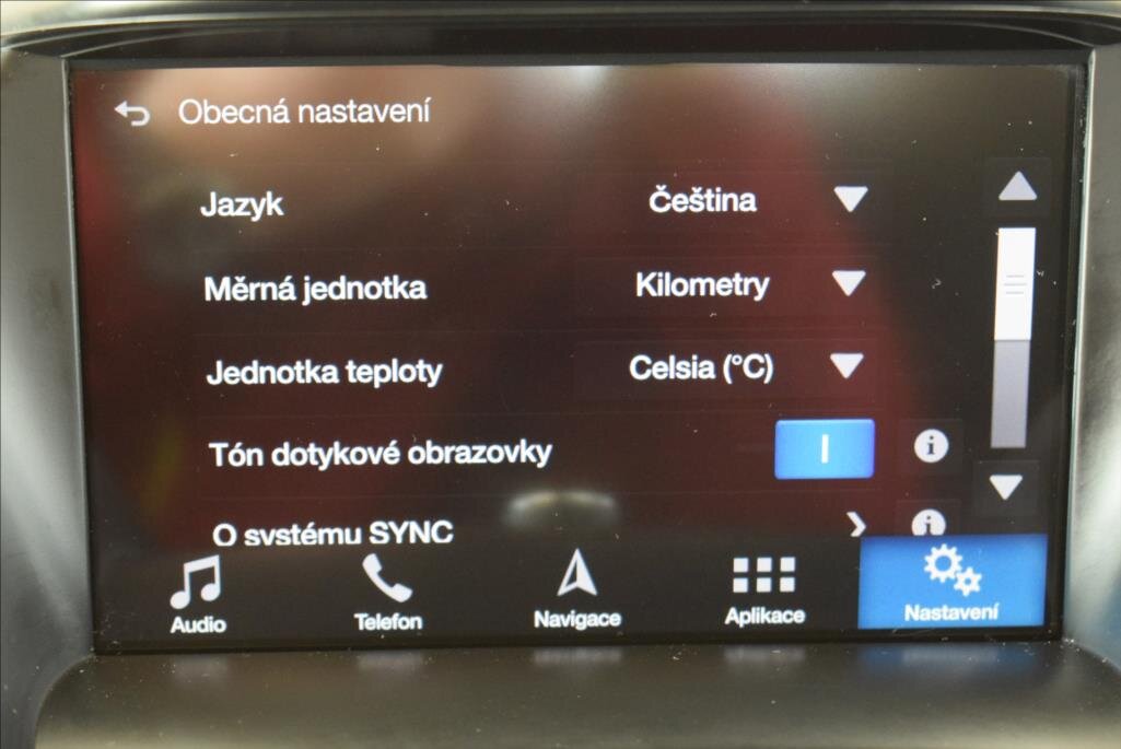 Ford Kuga SUV / Terénní 2,0 l 110 kw