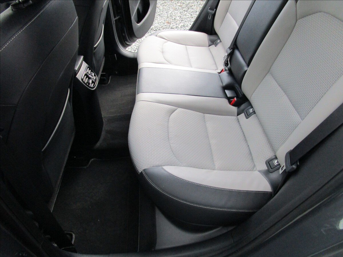 KIA Ceed Hatchback 1,4 l 103 kw