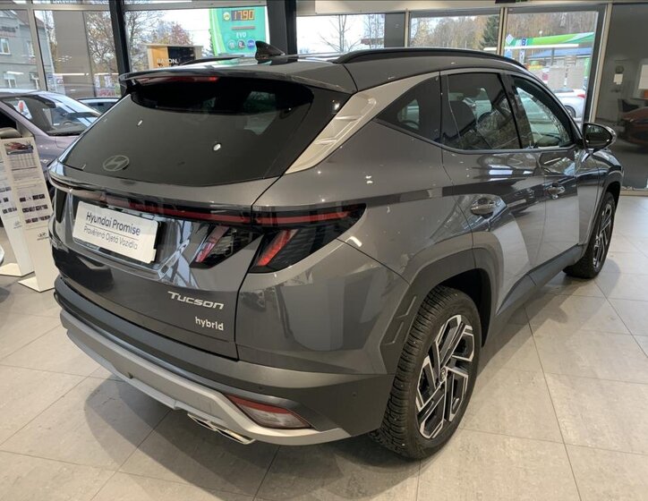 Hyundai Tucson SUV 1,6 l 158 kw