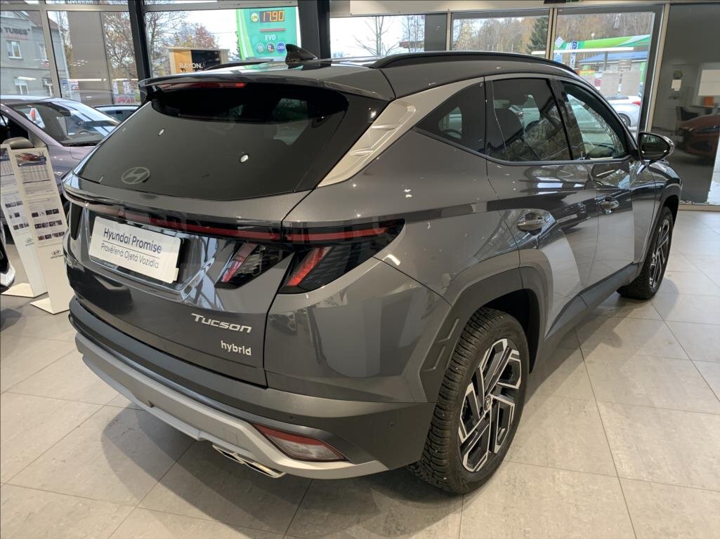 Hyundai Tucson SUV 1,6 l 158 kw