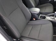 Toyota RAV4 SUV / Terénní 2,5 l 114 kw