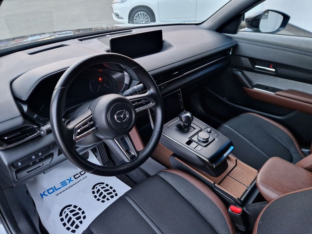 Mazda MX-30 SUV / Terénní 0,0 107 kw