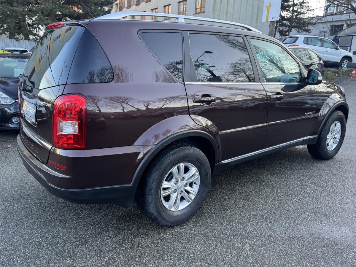 SsangYong Rexton SUV 2,0 l 114 kw