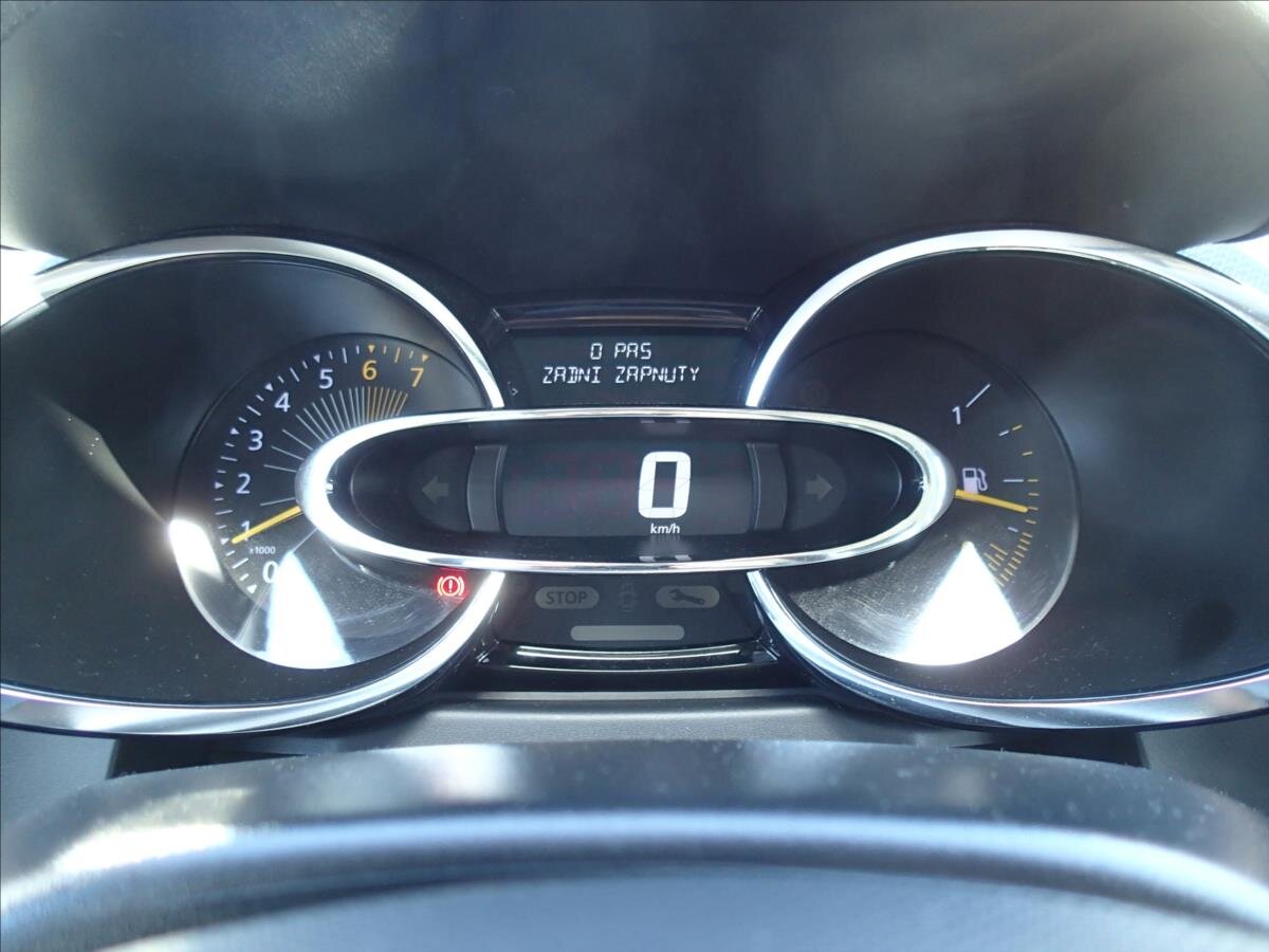 Renault Clio Hatchback 1,1 l 54 kw